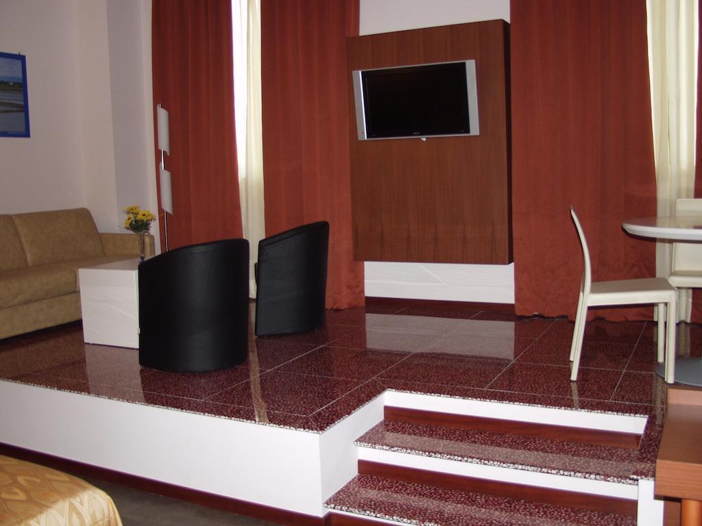 Hotel Mareschi Palace Novare Extérieur photo