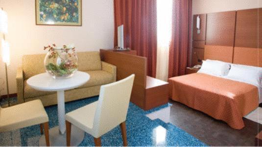 Hotel Mareschi Palace Novare Chambre photo